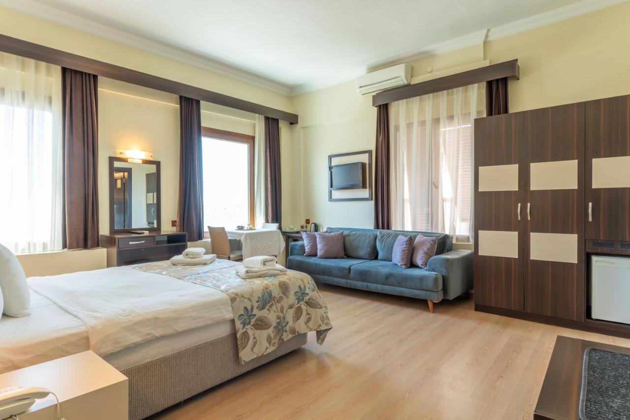 Hotel Karacam Foça Esterno foto